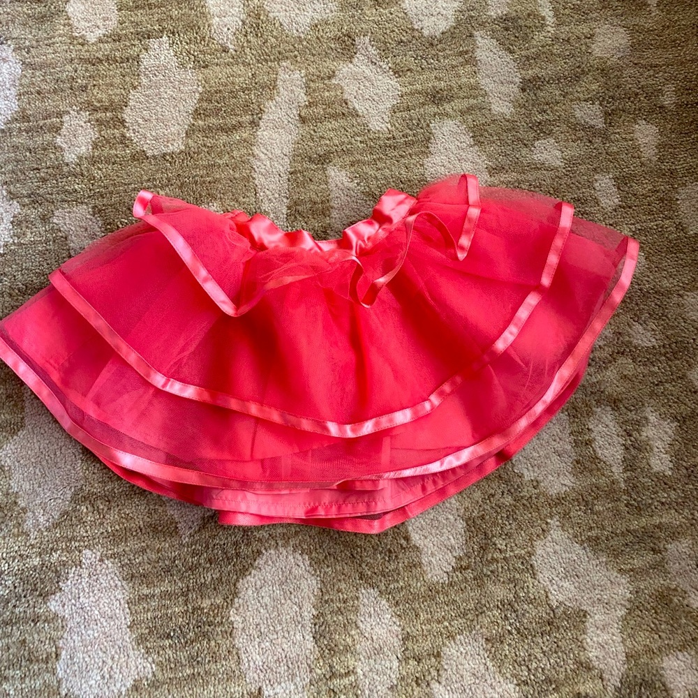 Sweet ruffly skirt